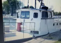 Barcaça à venda