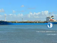Navio-tanque de óleo/produtos químicos à venda