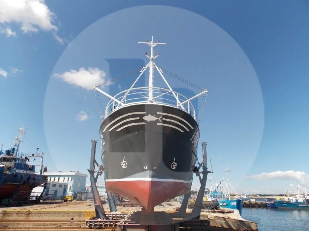 Embarcação para Aquicultura / Criação de Mariscos à venda