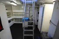 Navio de Suprimento Rápido (FSV) à venda