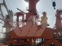 Doca flutuante à venda