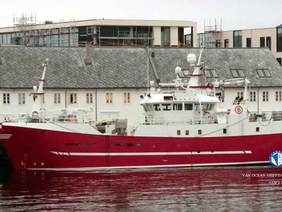 Navio de pesca de cerco à venda