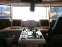 Navio porta-contêineres à venda