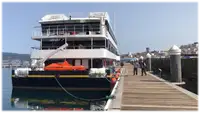 Navio de cruzeiro à venda
