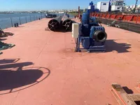 Barcaça à venda