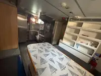 Catamarã à venda