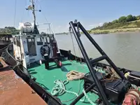 Rebocador à venda