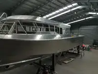 Barcos de trabalho à venda