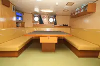 Navio de pesquisa à venda
