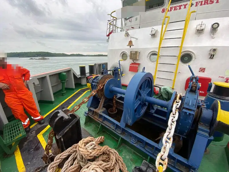 Navio frigorífico à venda