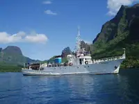 Navio de pesquisa à venda
