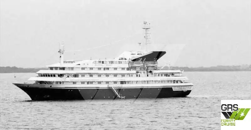 Navio de cruzeiro à venda