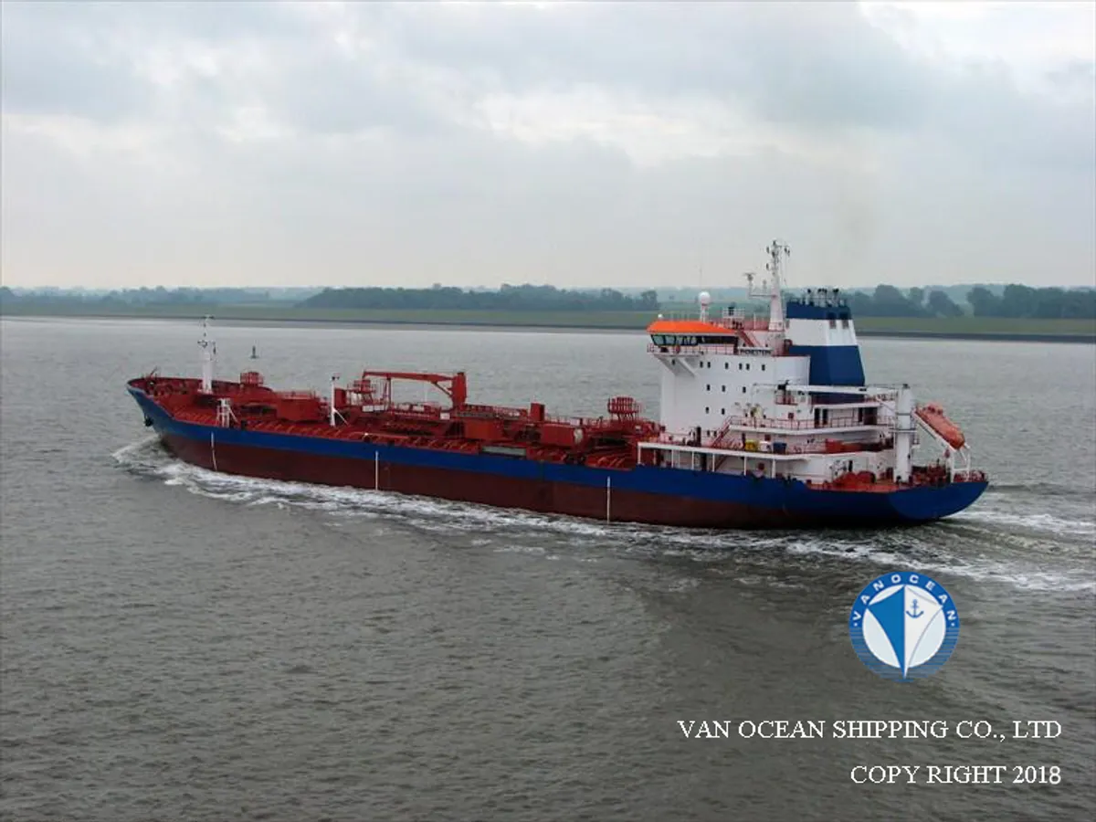 Navio-tanque de óleo/produtos químicos à venda
