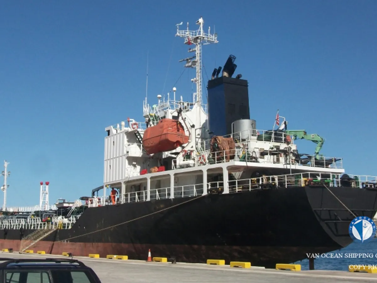 Navio-tanque de óleo/produtos químicos à venda