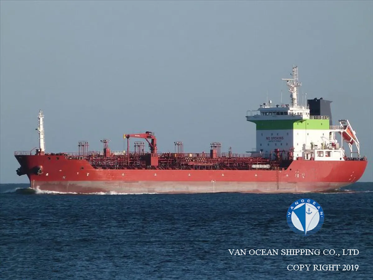 Navio-tanque de óleo/produtos químicos à venda