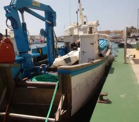 Barcos de trabalho à venda