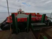 Barco de tripulação à venda