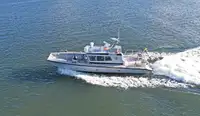 Barcos de trabalho à venda
