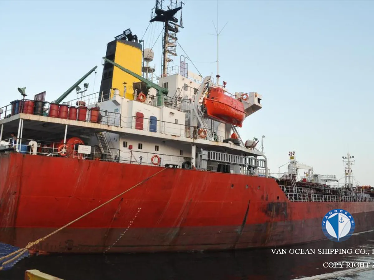 Navio-tanque de óleo/produtos químicos à venda