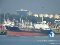 Navio-tanque de óleo/produtos químicos à venda