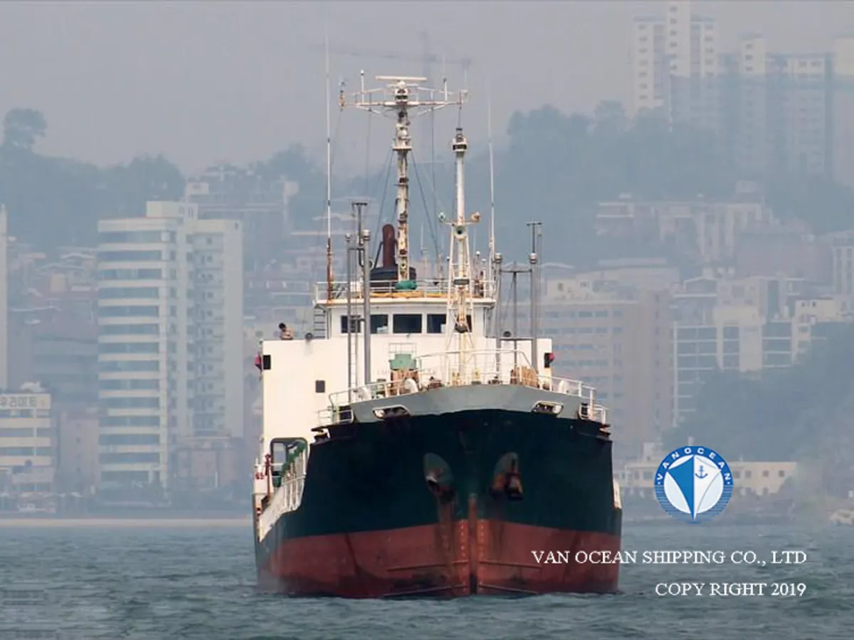 Navio-tanque de óleo/produtos químicos à venda