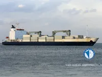 Navio frigorífico à venda