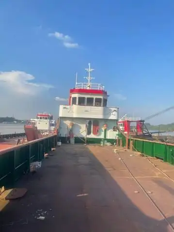 Balsa de desembarque, tanque à venda