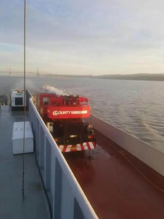 Balsa de desembarque, tanque à venda