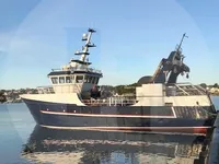 Navio de pesca à venda