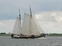 Iate à venda