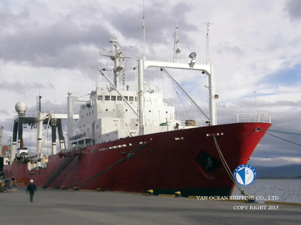 Navio de pesca de arrasto à venda