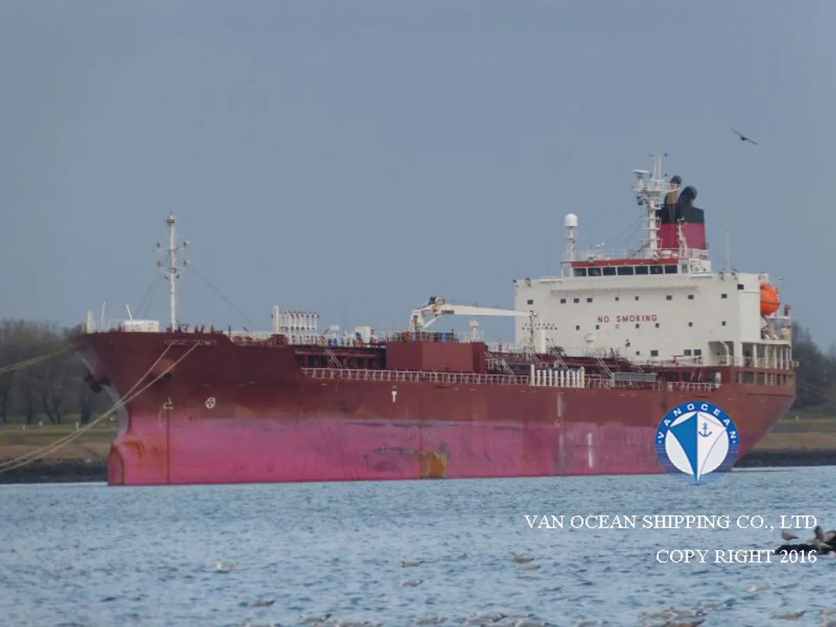 Navio-tanque de óleo/produtos químicos à venda