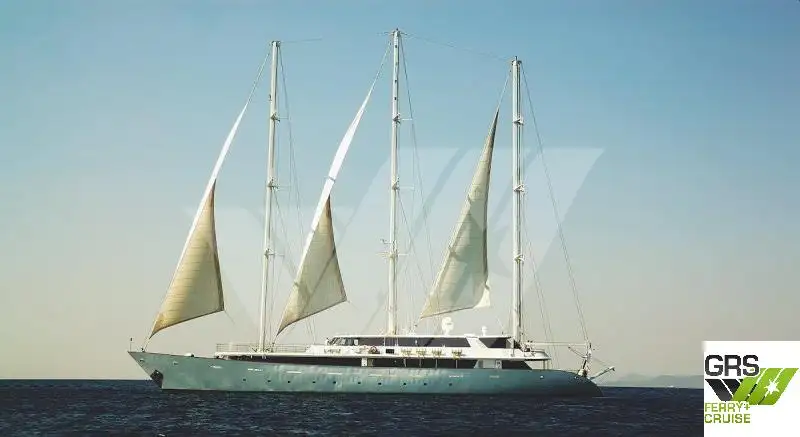 Navio de cruzeiro à venda