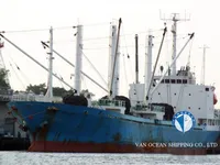 Navio frigorífico à venda