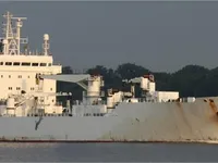 Navio frigorífico à venda