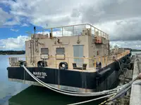 Navio-tanque de óleo/produtos químicos à venda