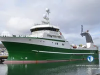 Navio de pesca de arrasto à venda