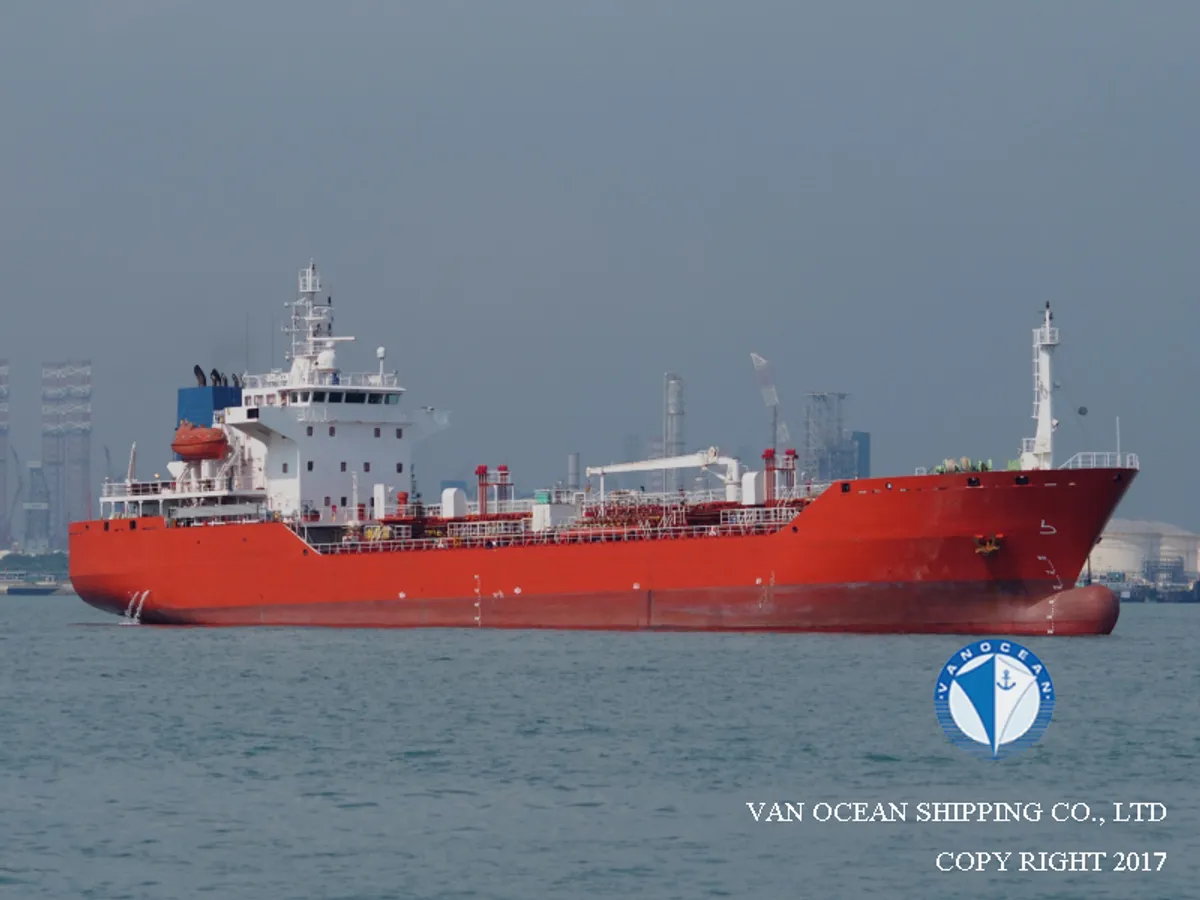 Navio-tanque de óleo/produtos químicos à venda