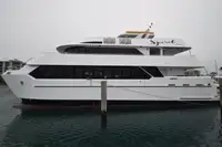 Catamarã à venda