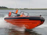 Navio porta-contentores à venda