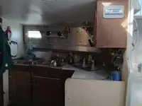 Barco de tripulação à venda