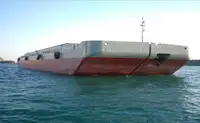 Barcaça à venda
