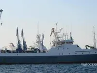 Navio de pesca de arrasto à venda
