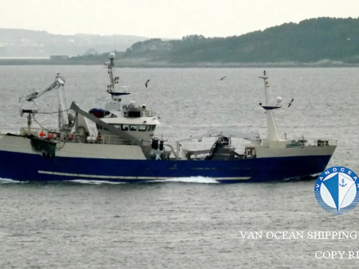 Navio de pesca de cerco à venda