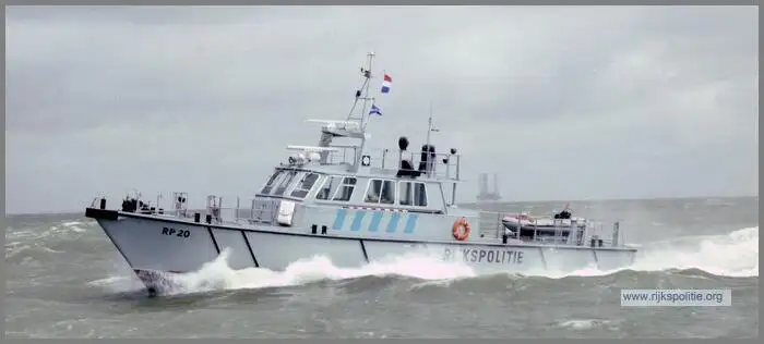 Navio de patrulha à venda