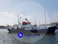Navio de pesca à venda