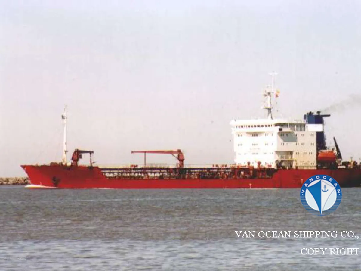 Navio-tanque de óleo/produtos químicos à venda
