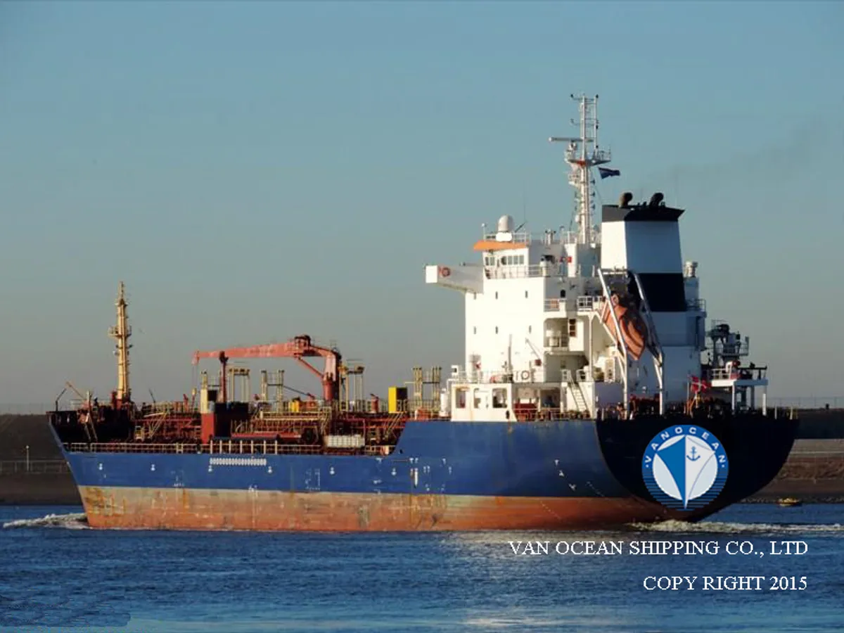 Navio-tanque de óleo/produtos químicos à venda