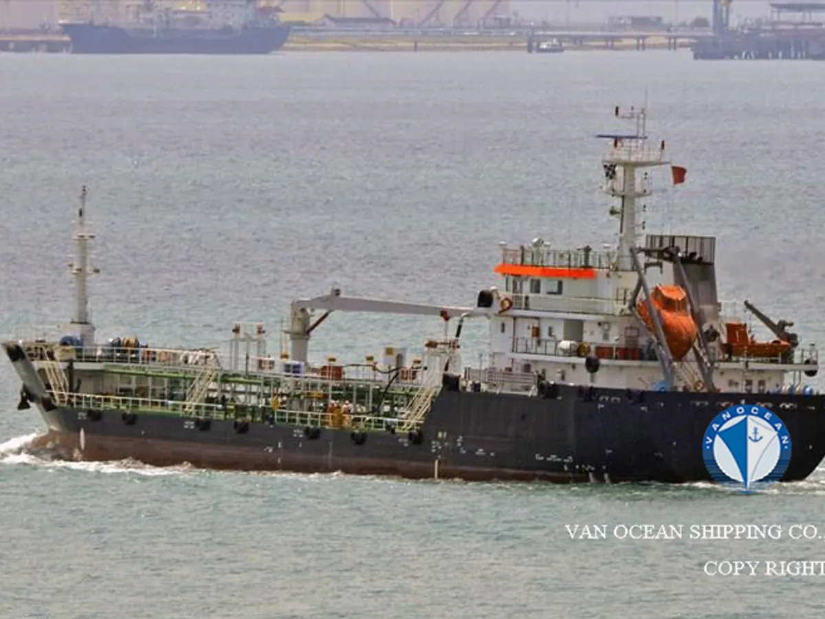 Navio-tanque de óleo/produtos químicos à venda