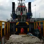 Rebocador à venda